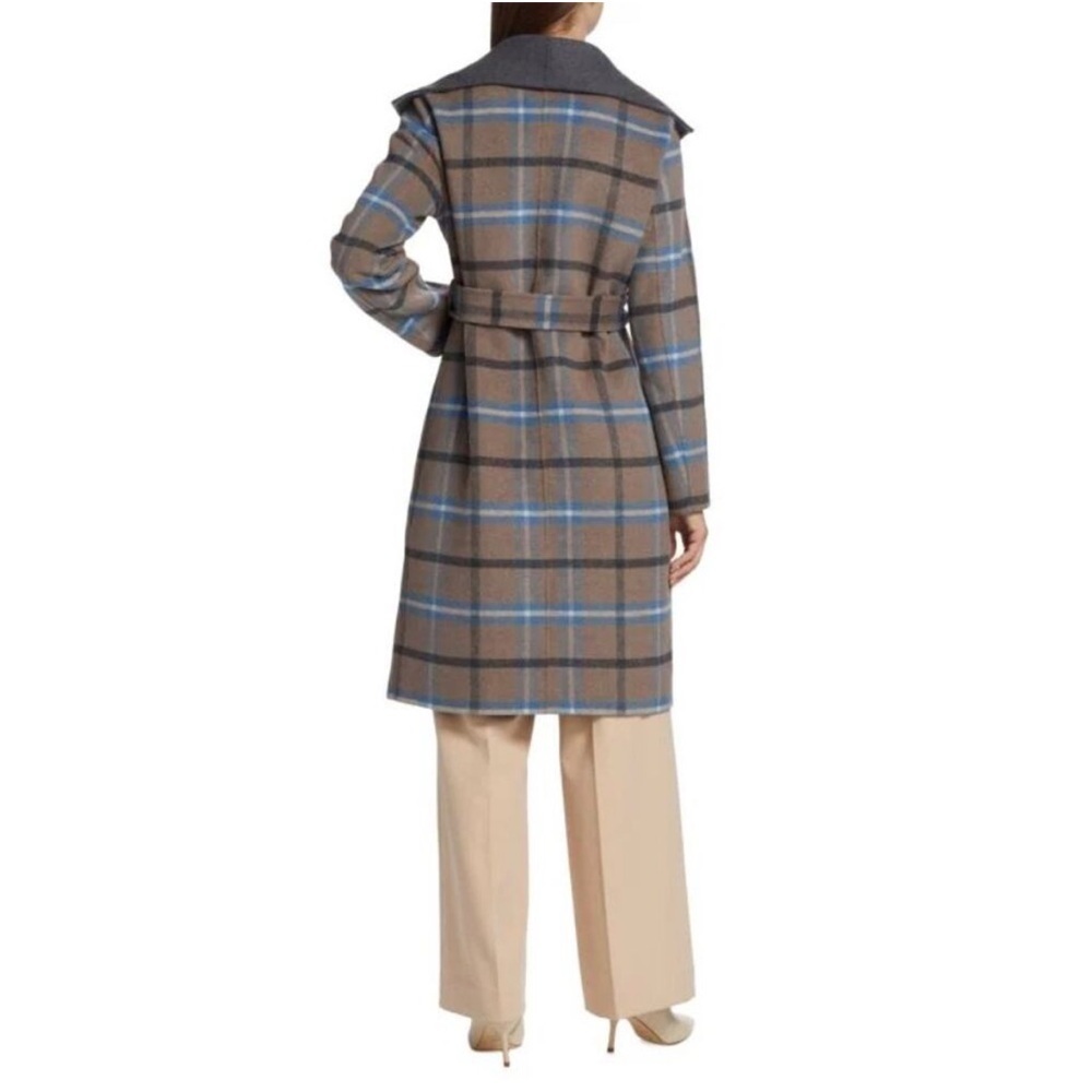 Elie Tahari blue Wallace plaid coat, size medium - Picture 5 of 10